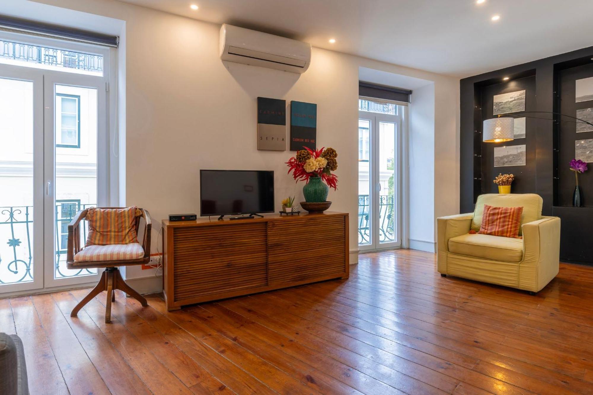 Chiado Center 1bdr Flat By Lovelystay Apartment Lissabon
